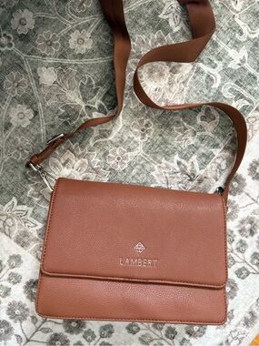 Women's Crossbody Bag in Brown